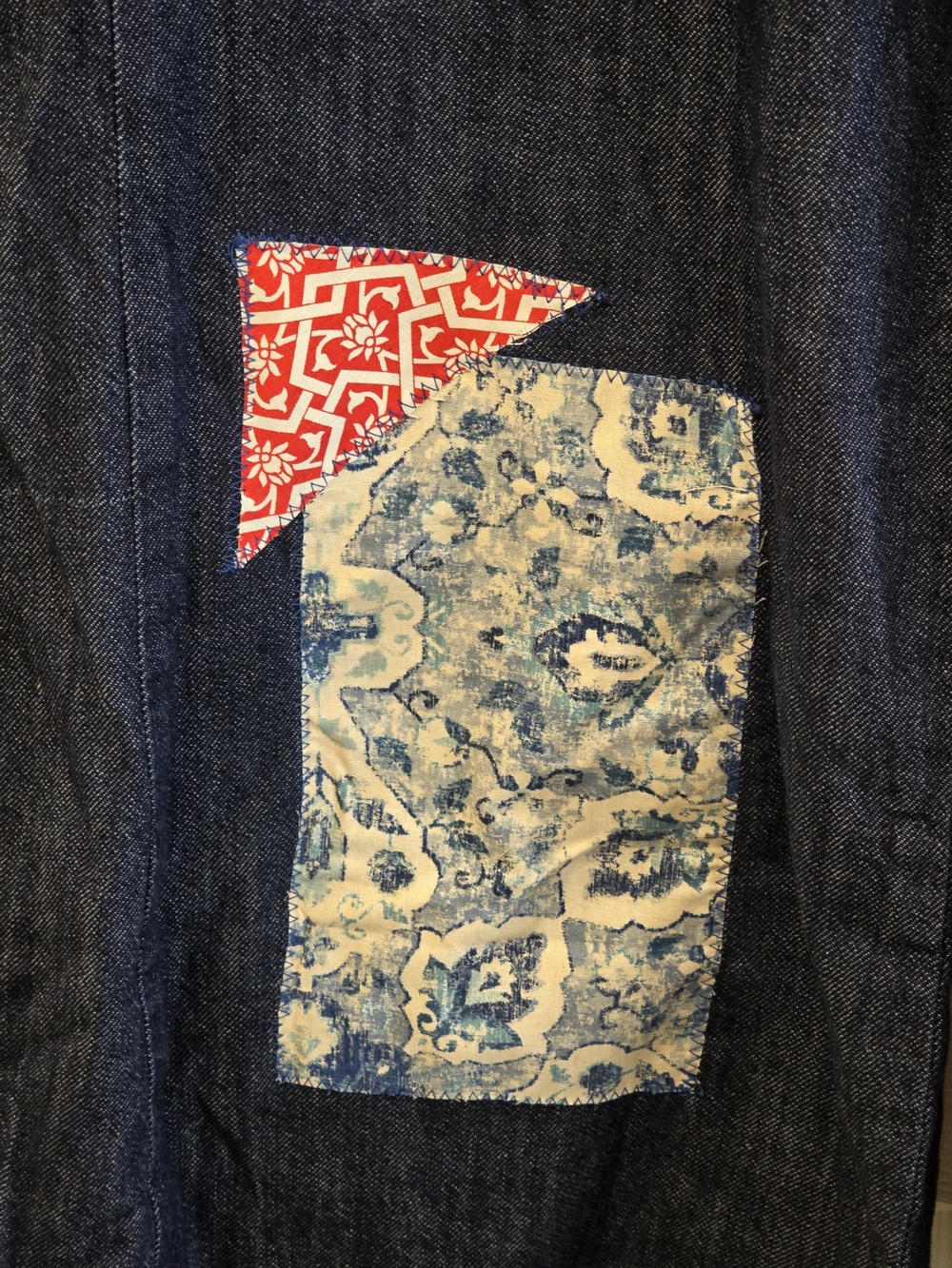 Pilcro Dark Blue Wide Leg Jeans with Patch Accents - 31 Petite - Picture 4 of 7